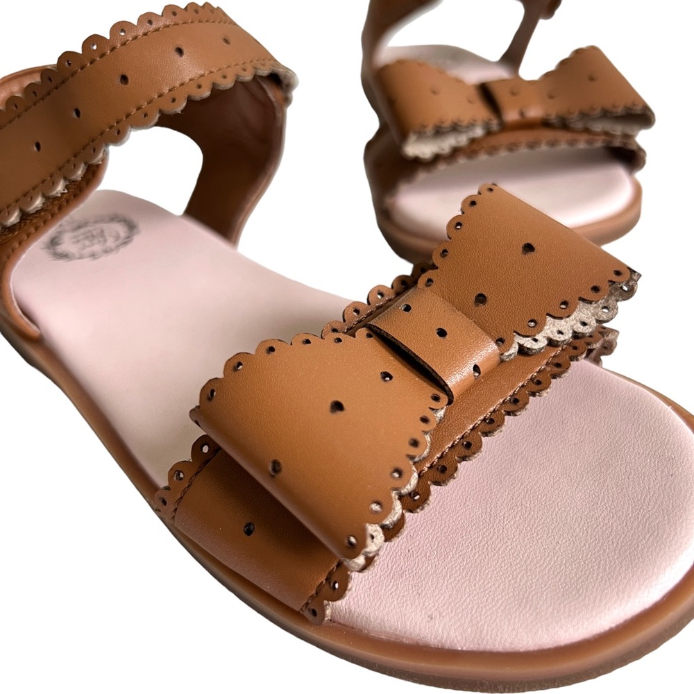 New OLIVE MAE Kids Sweet Bow Sandals Tan Brown Sz 1Y